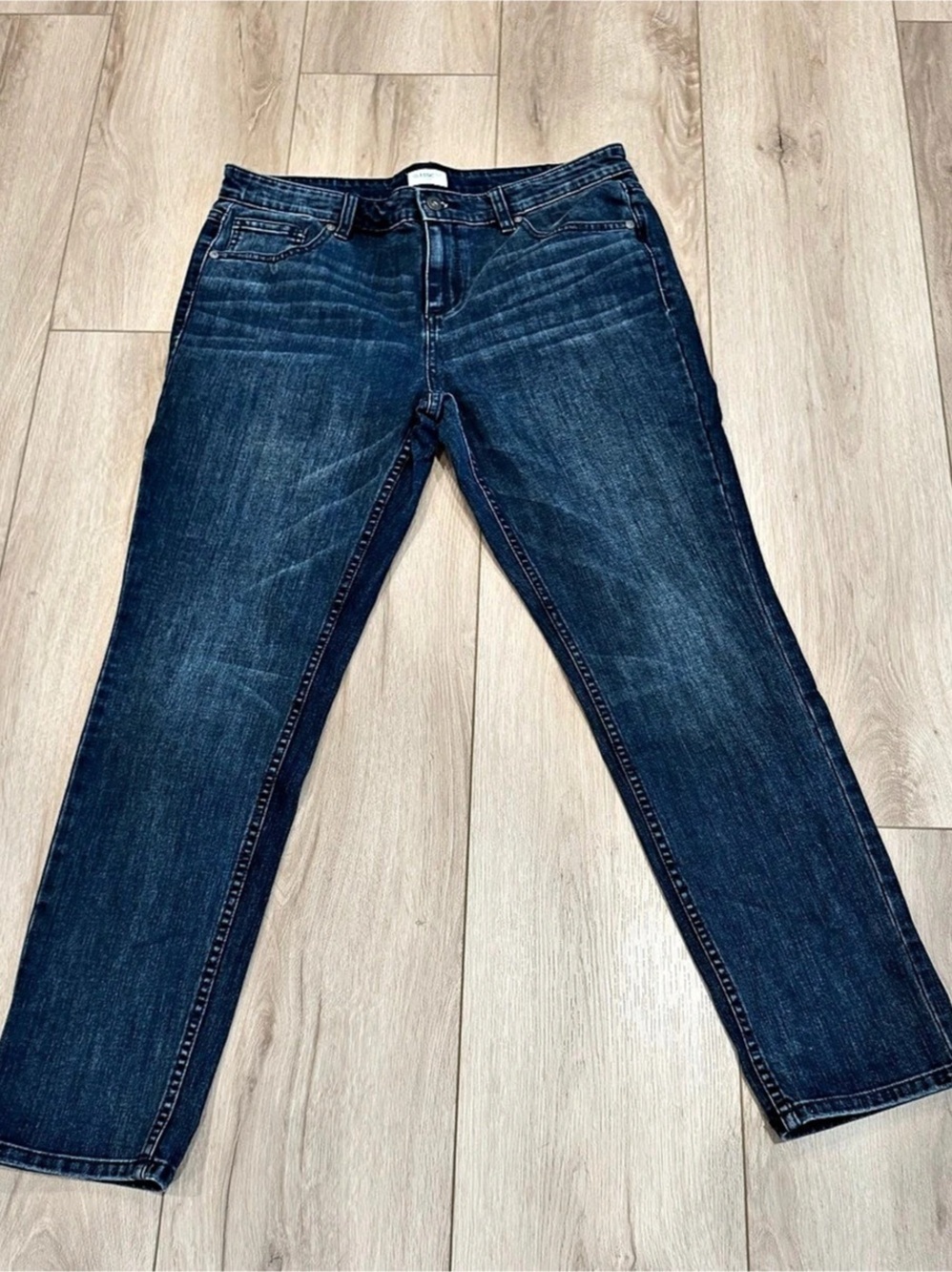 Liz Claiborne Classic Fit Skinny Blue Jeans